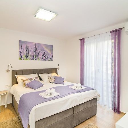 Vera Luxury Poreč Buitenkant foto