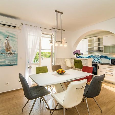 Vera Luxury Poreč Buitenkant foto