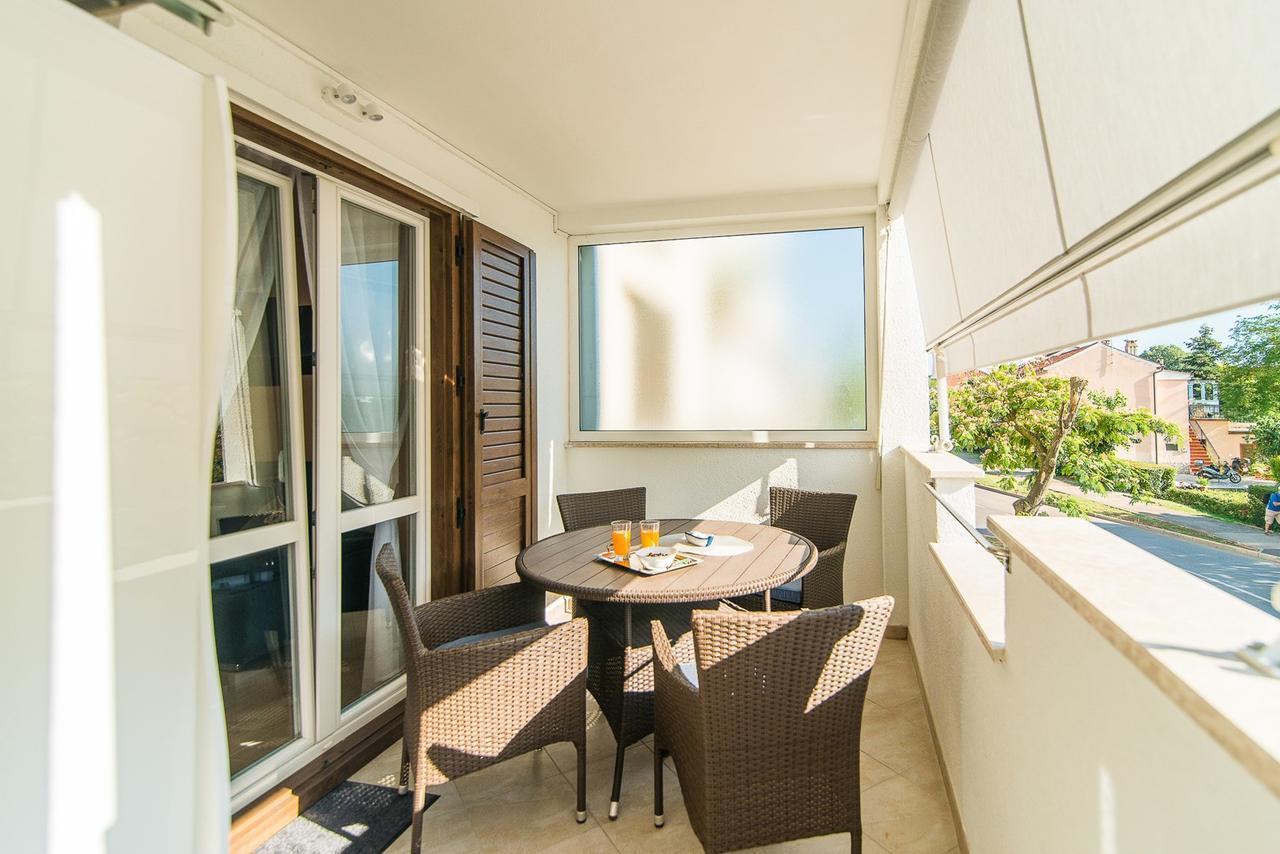 Vera Luxury Poreč Buitenkant foto