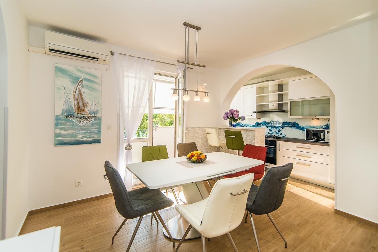 Vera Luxury Poreč Buitenkant foto